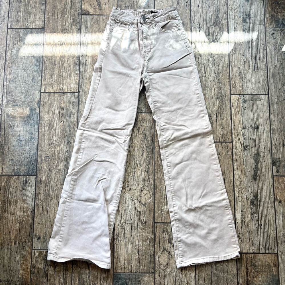 NWOT VIP WIDE JEANS